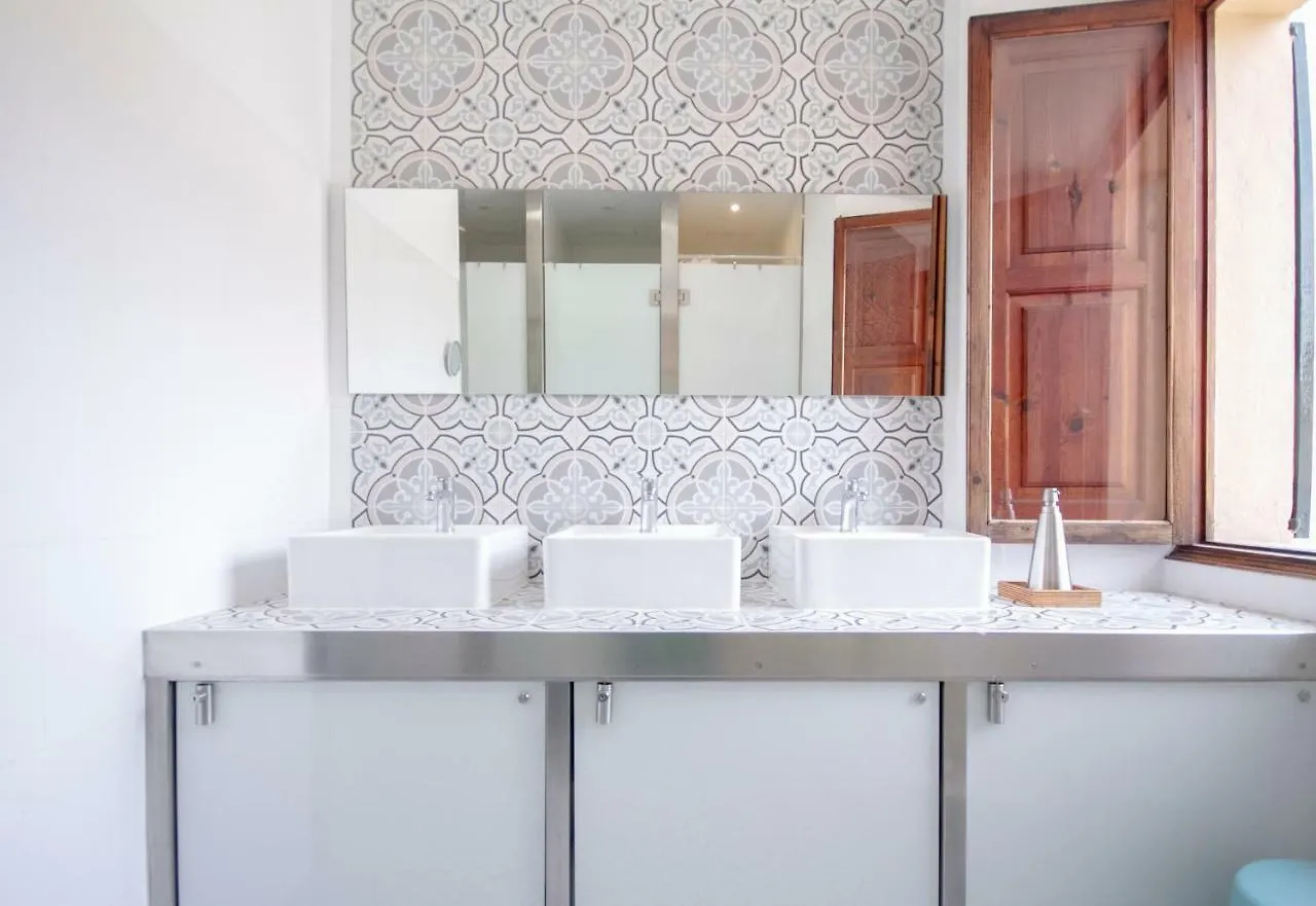 Hostel Sa Fita Backpackers - Albergue Juvenil Esporles Spain